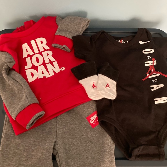 Jordan Other - Jordan 6-9m Jordan Bundle EUC